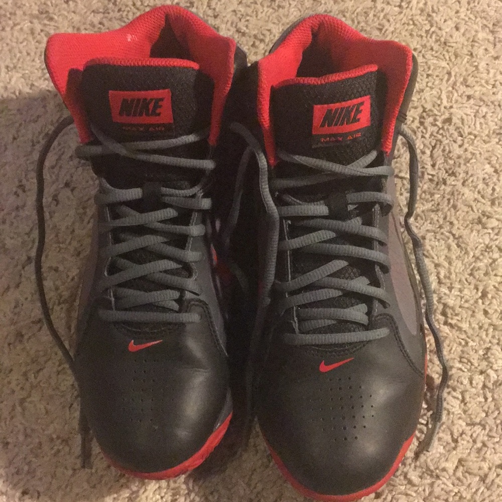 B-ball sneaks